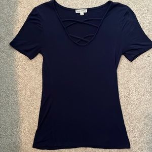 Zenana Outfitters women’s strappy shirt sleeve size small